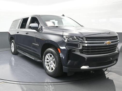 2023 Chevrolet Suburban LT
