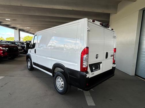 Bright White Clearcoat 2021 RAM ProMaster 1500 Low Roof
