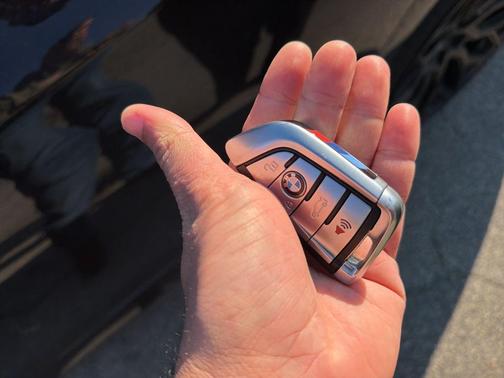 2016 BMW 750 i xDrive