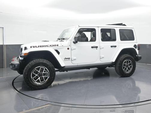 Bright White Clearcoat 2026 Jeep Wrangler Rubicon