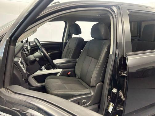 2019 Nissan Titan XD SV