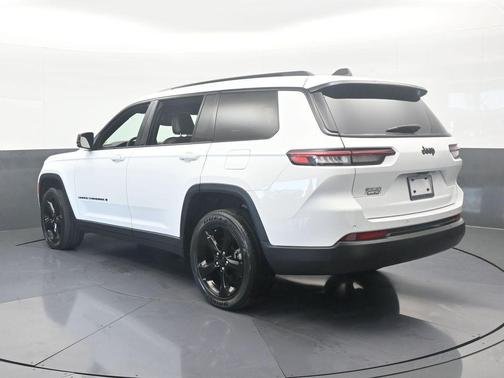 2024 Jeep Grand Cherokee L Laredo