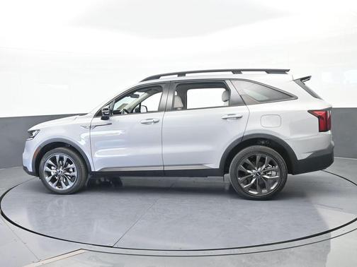 Wolf Gray 2023 Kia Sorento X-Line EX