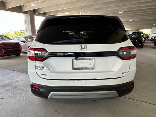 Platinum White Pearl 2024 Honda Pilot EX-L