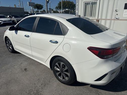 2022 Kia Rio S