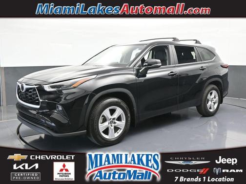 2024 Toyota Highlander LE