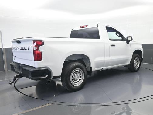 Summit White 2022 Chevrolet Silverado 1500 WT