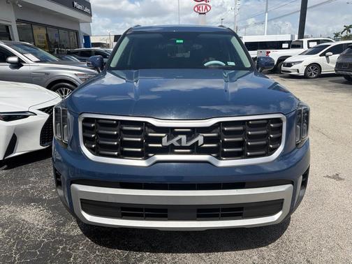 Midnight Lake Blue 2024 Kia Telluride S