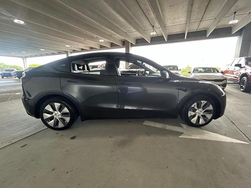 Gray 2024 Tesla Model Y Long Range