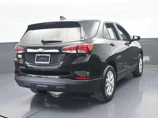 Mosaic Black Metallic 2024 Chevrolet Equinox LS