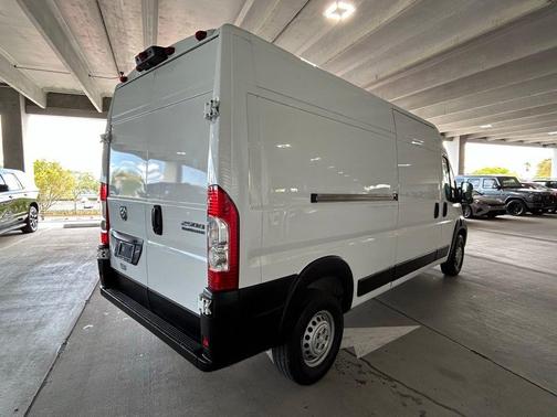 Bright White Clearcoat 2025 RAM ProMaster 2500 High Roof