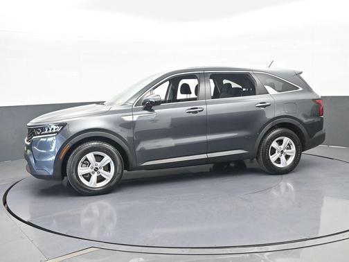 Gravity Gray 2023 Kia Sorento LX