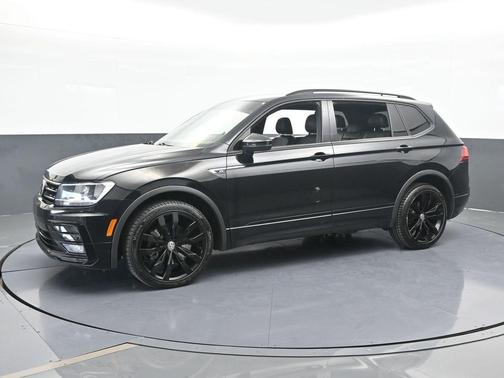 2021 Volkswagen Tiguan 2.0T SE R-Line Black