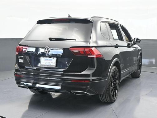 2021 Volkswagen Tiguan 2.0T SE R-Line Black