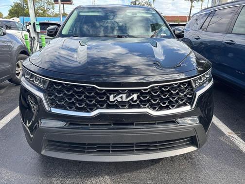 2022 Kia Sorento LX