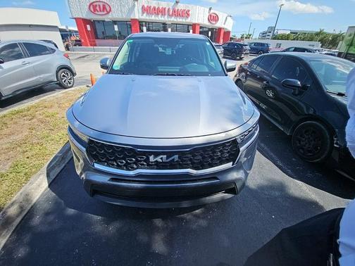 2023 Kia Sorento LX
