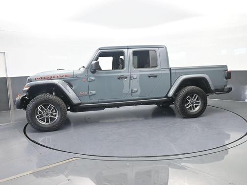 Anvil Clearcoat 2026 Jeep Gladiator Mojave
