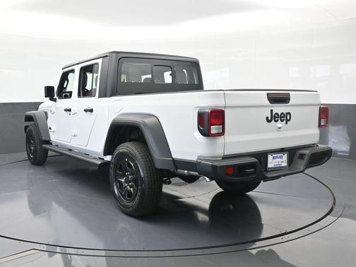 2025 Jeep Gladiator Sport