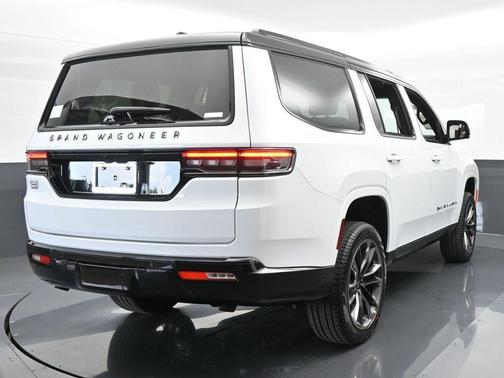 2024 Jeep Grand Wagoneer Series III