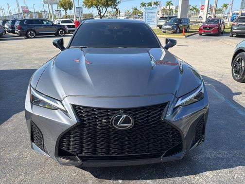 2024 Lexus IS 500 