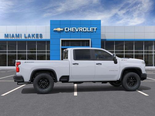 Summit White 2026 Chevrolet Silverado 2500 ZR2