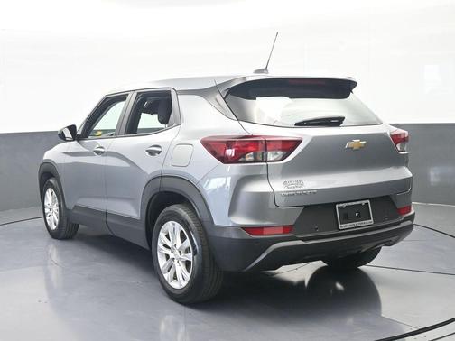 Sterling Gray Metallic 2023 Chevrolet Trailblazer LS