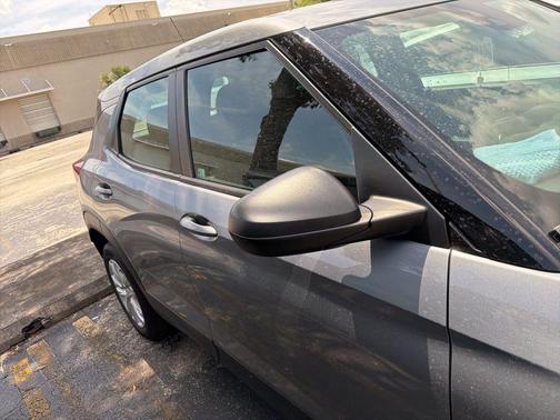 Sterling Gray Metallic 2023 Chevrolet Trailblazer LS