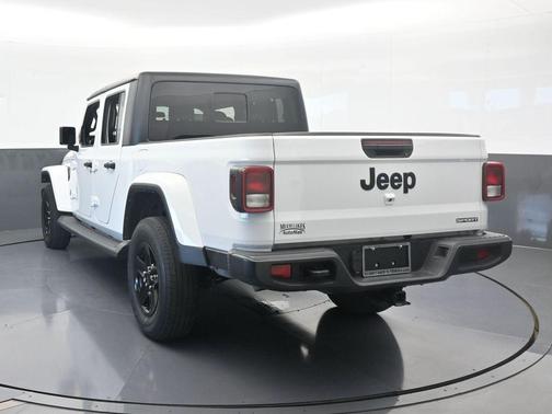 2021 Jeep Gladiator Sport