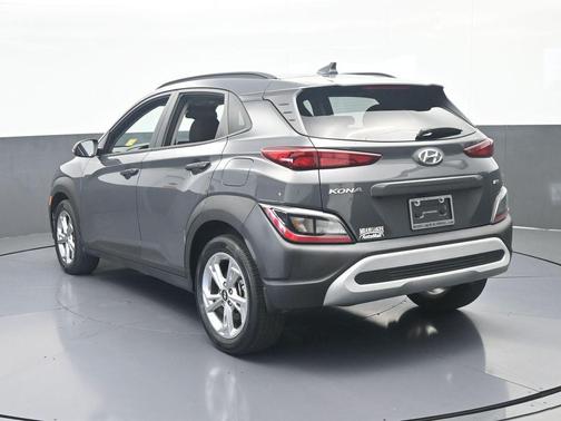 Gray 2023 Hyundai KONA SEL