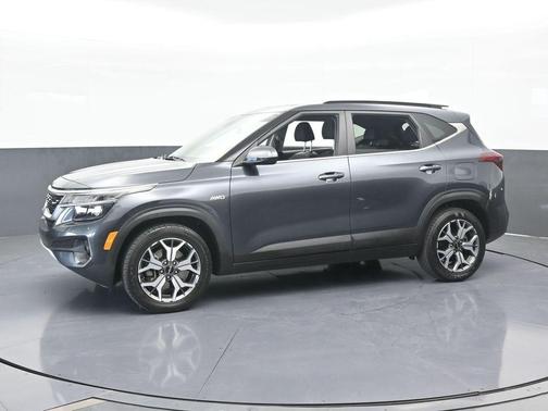 2022 Kia Seltos EX