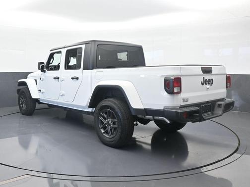 2024 Jeep Gladiator Sport