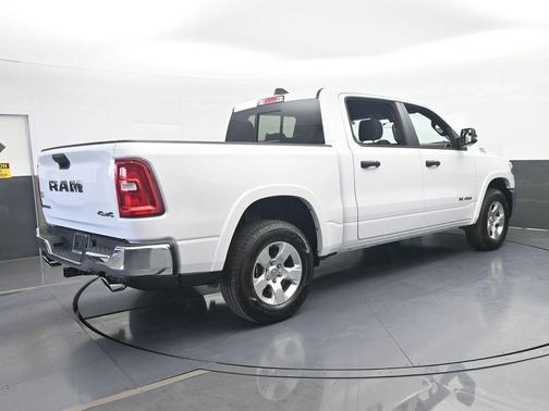 Bright White Clearcoat 2026 RAM 1500 Big Horn/Lone Star