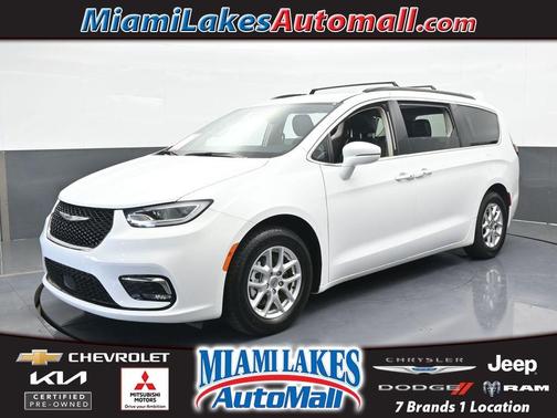 2022 Chrysler Pacifica Touring-L