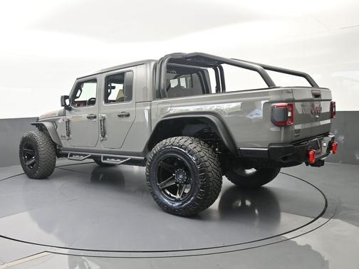 Sting-Gray Clearcoat 2022 Jeep Gladiator Rubicon
