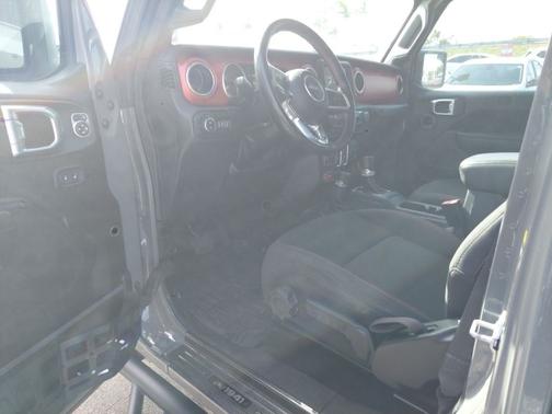 Sting-Gray Clearcoat 2022 Jeep Gladiator Rubicon