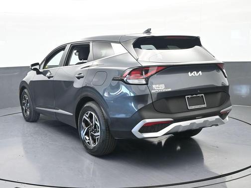 Gravity Gray 2024 Kia Sportage LX