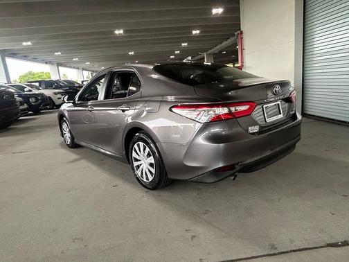 Predawn Gray Mica 2020 Toyota Camry Hybrid LE