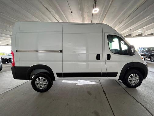 Bright White Clearcoat 2025 RAM ProMaster 1500 Base
