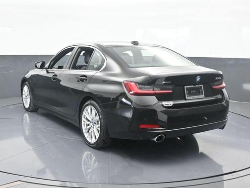 2024 BMW 330e xDrive