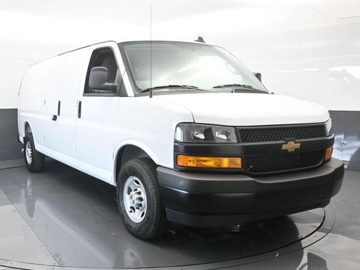 2025 Chevrolet Express 2500 Work Van