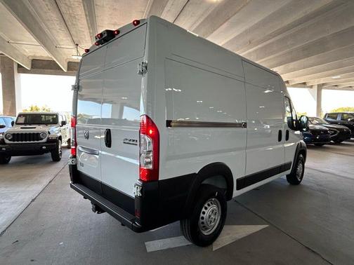 2026 RAM ProMaster 2500 High Roof