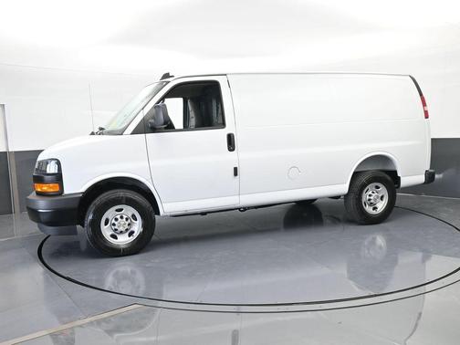 Summit White 2025 Chevrolet Express 2500 Work Van