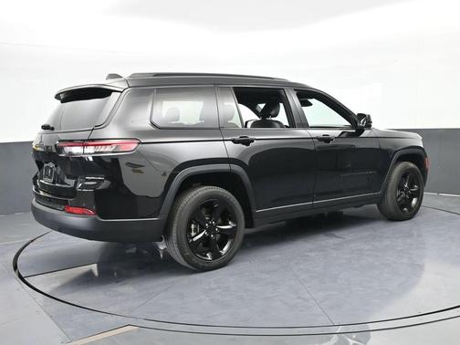 2021 Jeep Grand Cherokee L Laredo