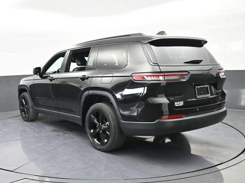 2021 Jeep Grand Cherokee L Laredo