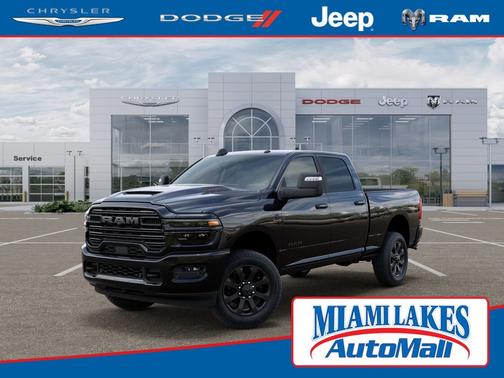Diamond Black Crystal Pearlcoat 2026 RAM 2500 Laramie