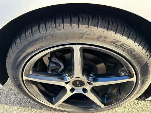 Snow White Pearl 2025 Kia K5 GT-Line