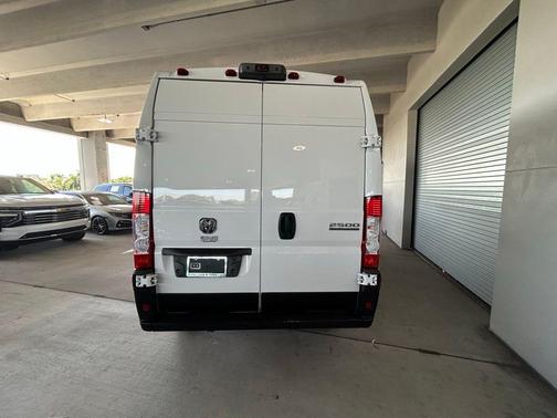 2023 RAM ProMaster 2500 High Roof