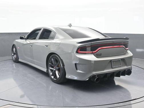 2019 Dodge Charger Scat Pack