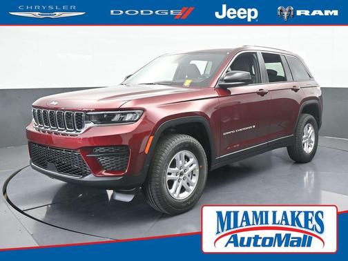 2025 Jeep Grand Cherokee Laredo