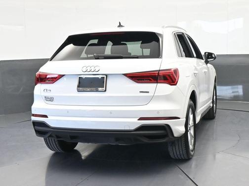 2025 Audi Q3 45 S line Premium